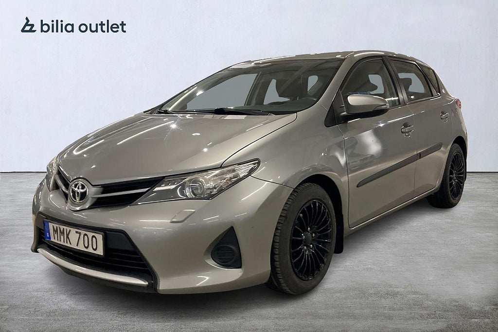 Toyota Auris 1.4 D-4D FWD (90hk)