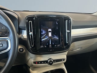 Volvo XC40 T3 Momentum Advanced S&V-hjul/360/Keyless/Carplay/Navi – bild 11