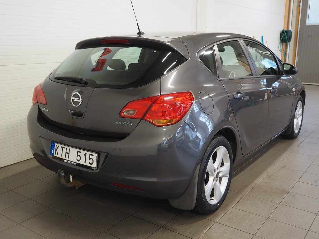 Opel Astra 1.3 CDTI ecoFLEX 95hk Enjoy Drag Farthållare 2010