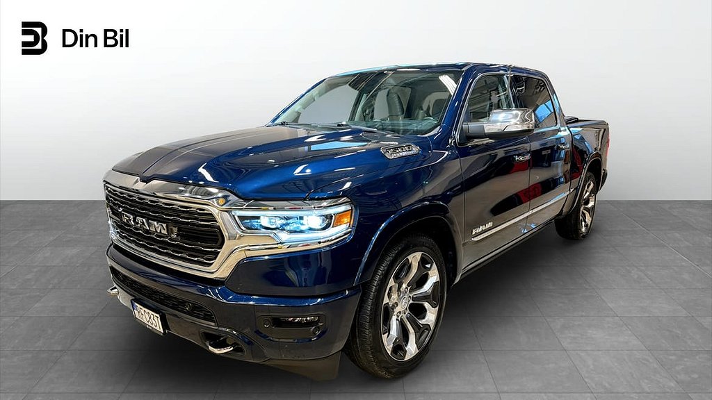 RAM 1500 Crew Cab eTourque V8 Hemi Limited 10 Anniversary Drag Pano