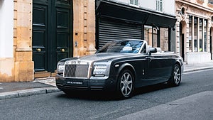 Rolls-Royce Phantom Drophead från 2017. Foto: RM Sotheby’s. 