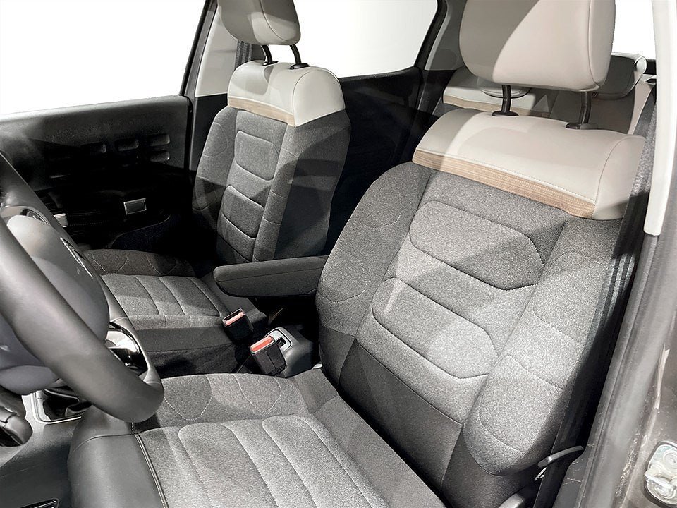 Bild på Citroën C3 Shine 1.2 PT 110hk Aut - CARPLAY, EN ÄGARE