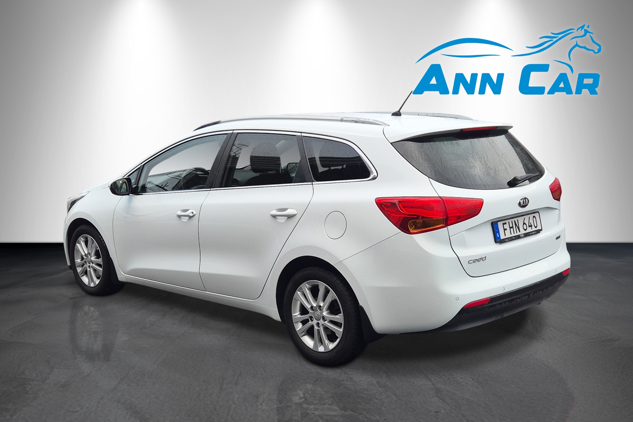 Kia Ceed 1.6 CRDi 128 2014, bild 3/10