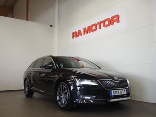 Kombi Skoda Superb 3 av 24