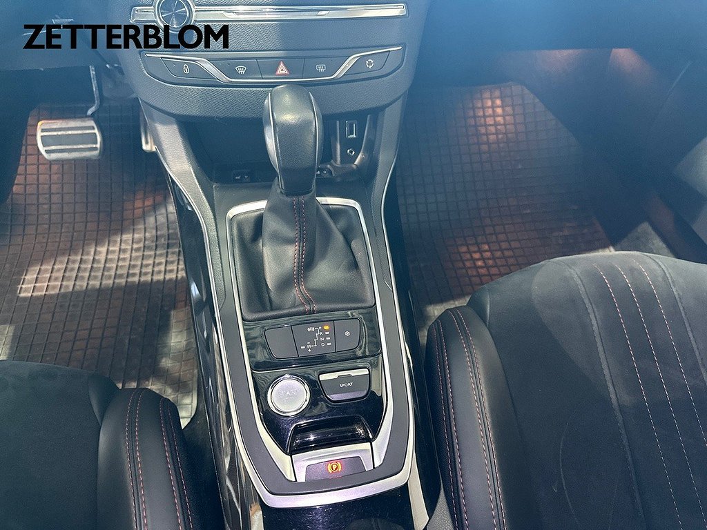 Halvkombi Peugeot 308 14 av 15