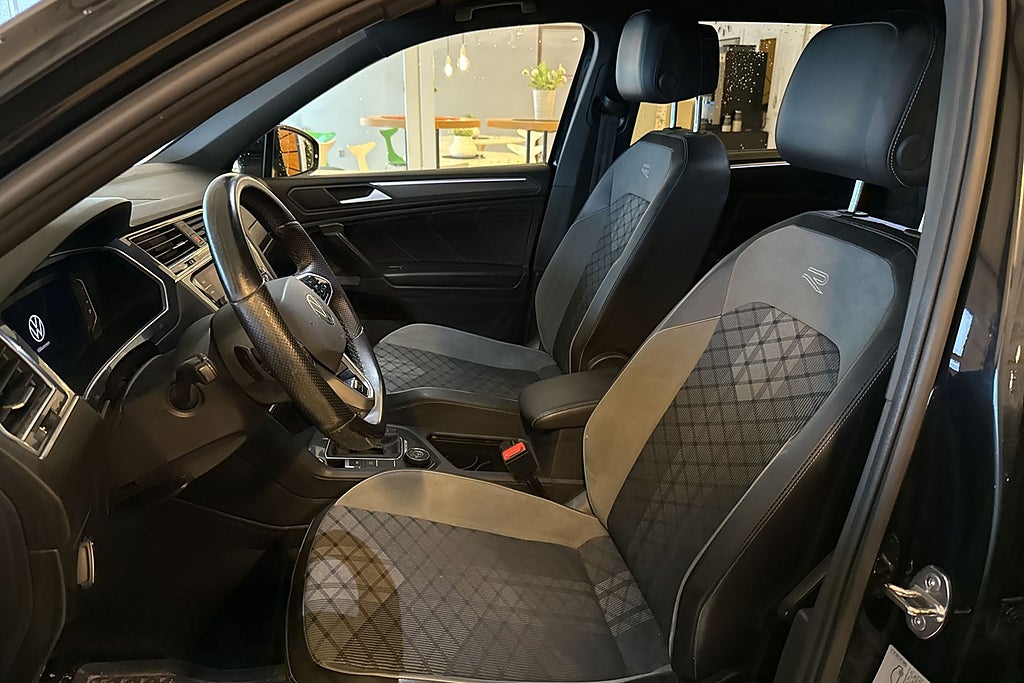 Volkswagen Tiguan Allspace 7-sätes 2.0TDI 4Motion R-Line Drag Värmare Kam miniatyr 12