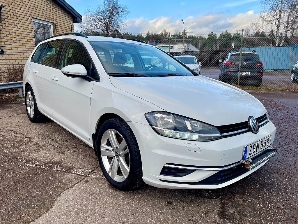 Volkswagen Golf Sportscombi 2.0 TDI 150hk 4-M drag värmare 
