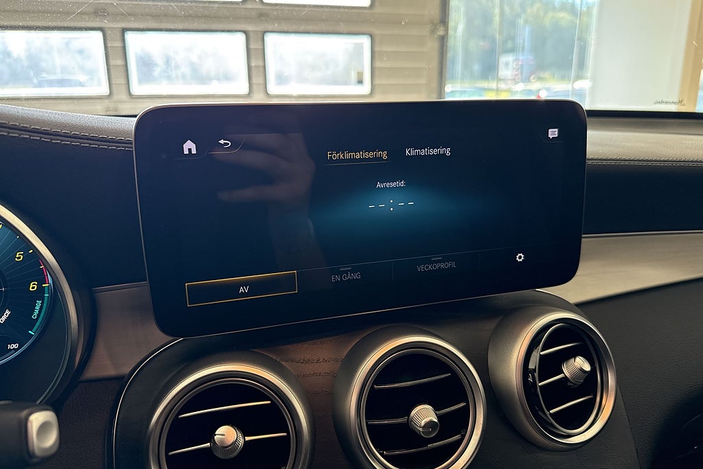 Mercedes-Benz GLC 300 de 4MATIC Aut AMG Line P-värm Drag Kamera Moms miniatyr 12