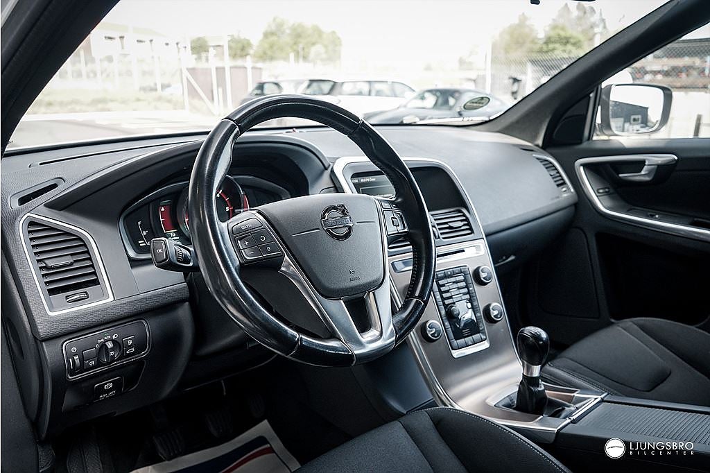 Volvo XC60 D5 AWD 215hk