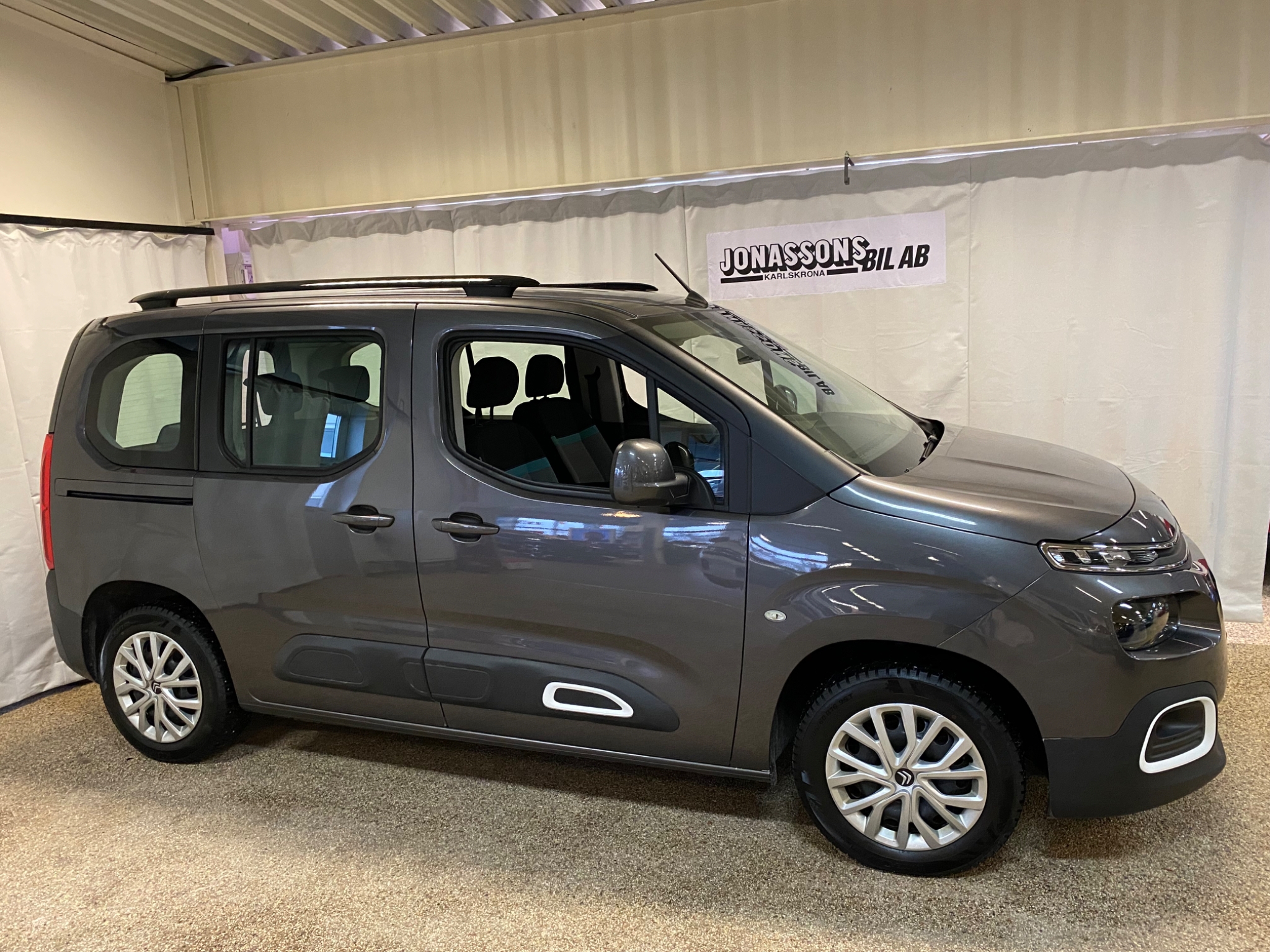 Citroen Berlingo 2019, kuva 3/44