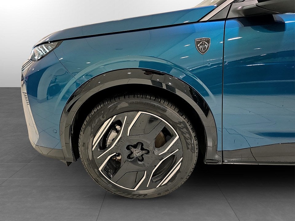 Bild på Peugeot E-3008 GT Ultimate 73kWh 214hk Aut- FOCAL,PANO,360