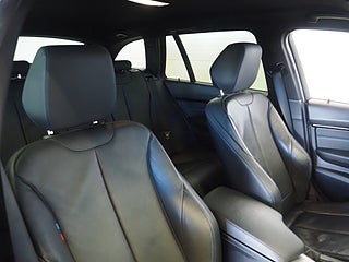 Kombi BMW 320 11 av 25