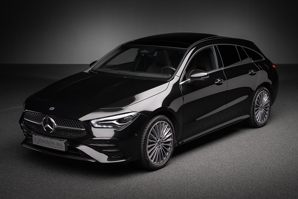 Mercedes-Benz CLA 250 e Shooting Brake AMG / Panorama / Keyless