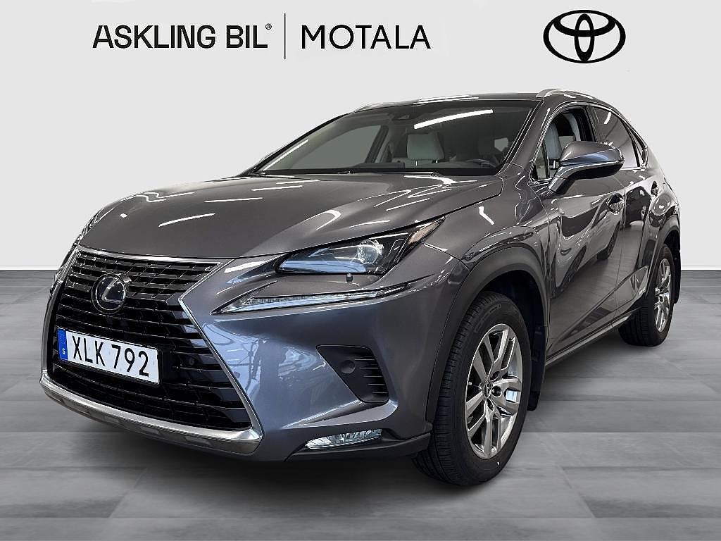 Lexus NX 300h AWD 2.5 AWD E-CVT Executive Premium, Drag