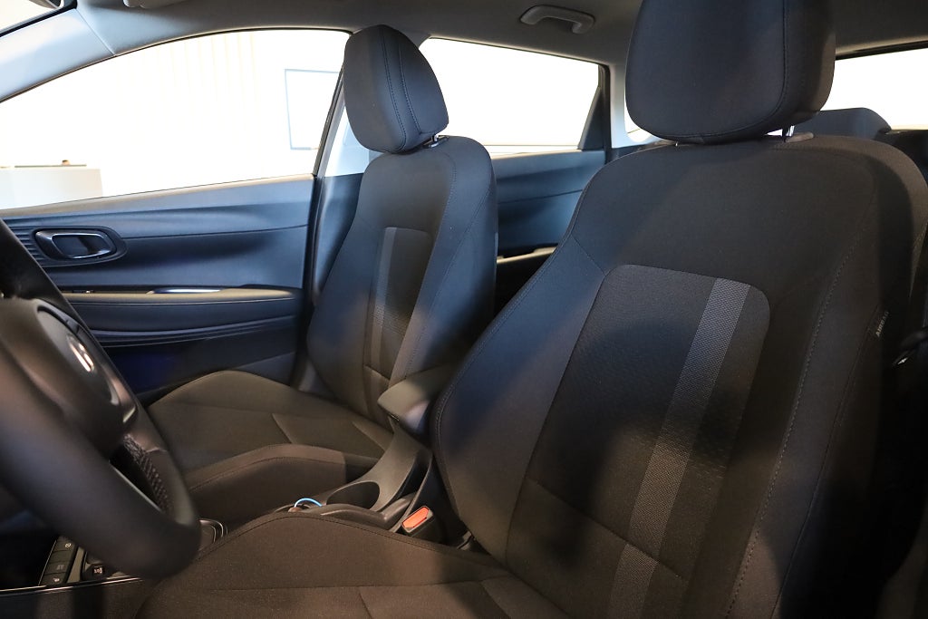 Hyundai i20 1.0 T-Gdi DCT Essential *Lagerbil för snabb leverans 2027