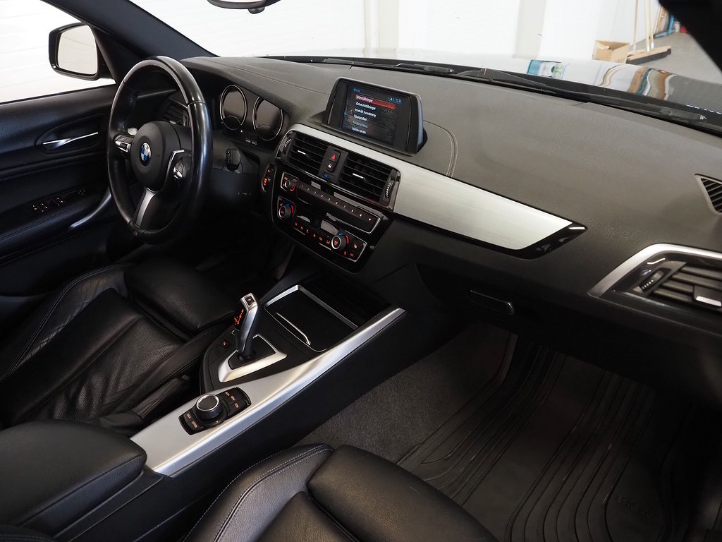 BMW 118I 136hk Steptronic M Sport | Skinn | PDC | 2019