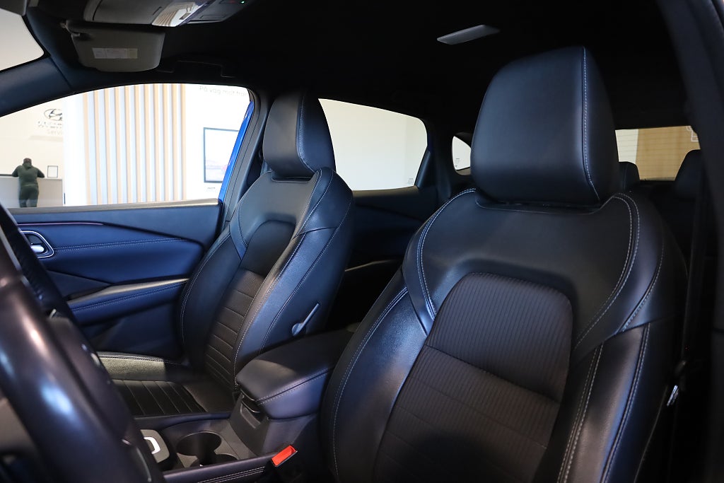 Nissan Qashqai 1.3 DIG-T AUT Drag 360° Navi CarPlay PDC HUD Keyless 2022