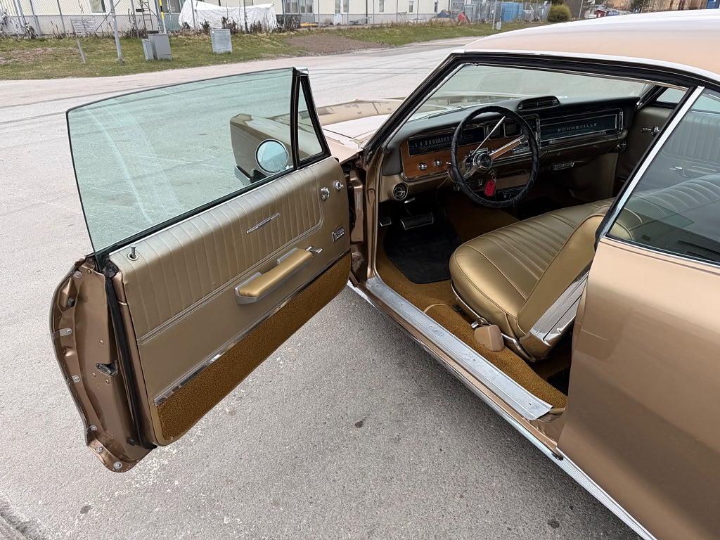 Pontiac Bonneville 2-dörrars Hardtop 6.4 V8