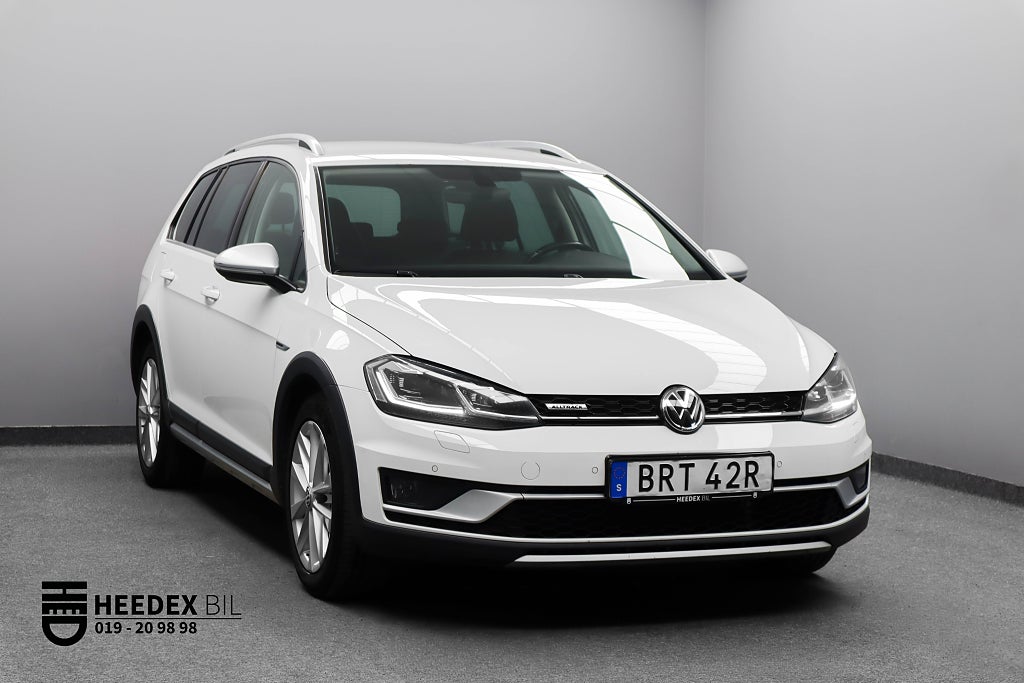 Volkswagen Golf Alltrack 2.0 TDI 184hk 4Motion Alltrack Executive Premium Carplay Värmare