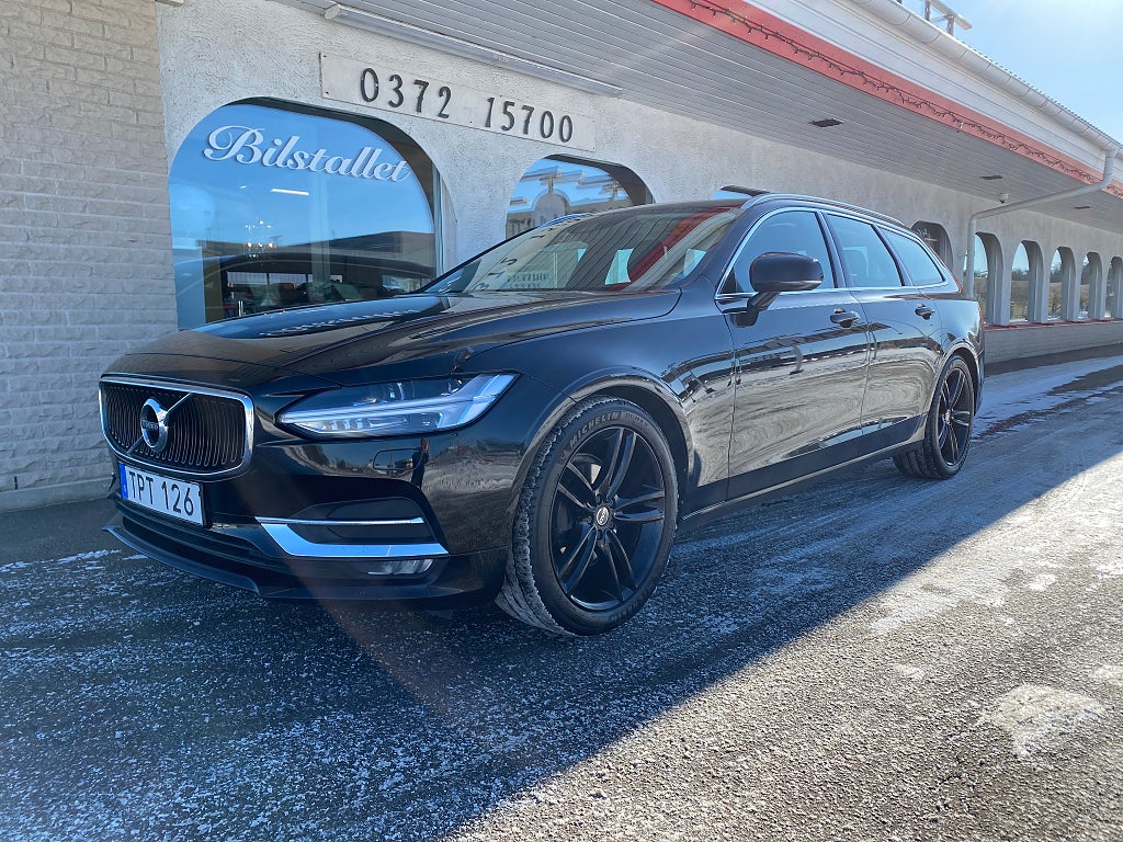 Volvo V90 D3 Aut AWD Momentum 19 tum Alu Diesel Euro 6