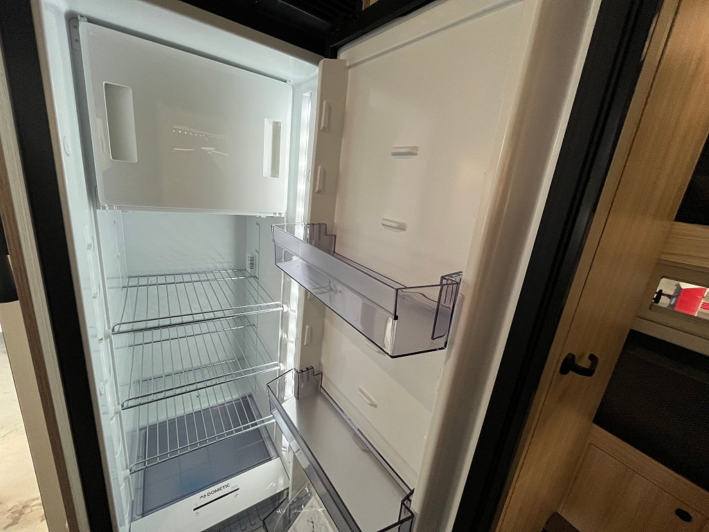 Sun Living A 70 DK Automat / 3500 kg / Våningssäng / B-kort - Sun Living