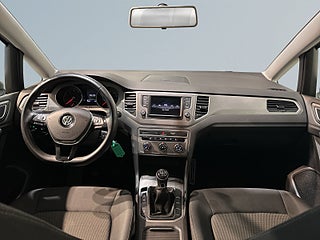 Volkswagen Golf Sportsvan 1.2 TSI BMT Base 1-Ägare Dragkrok Motorvärmare S/V-hjul – bild 8