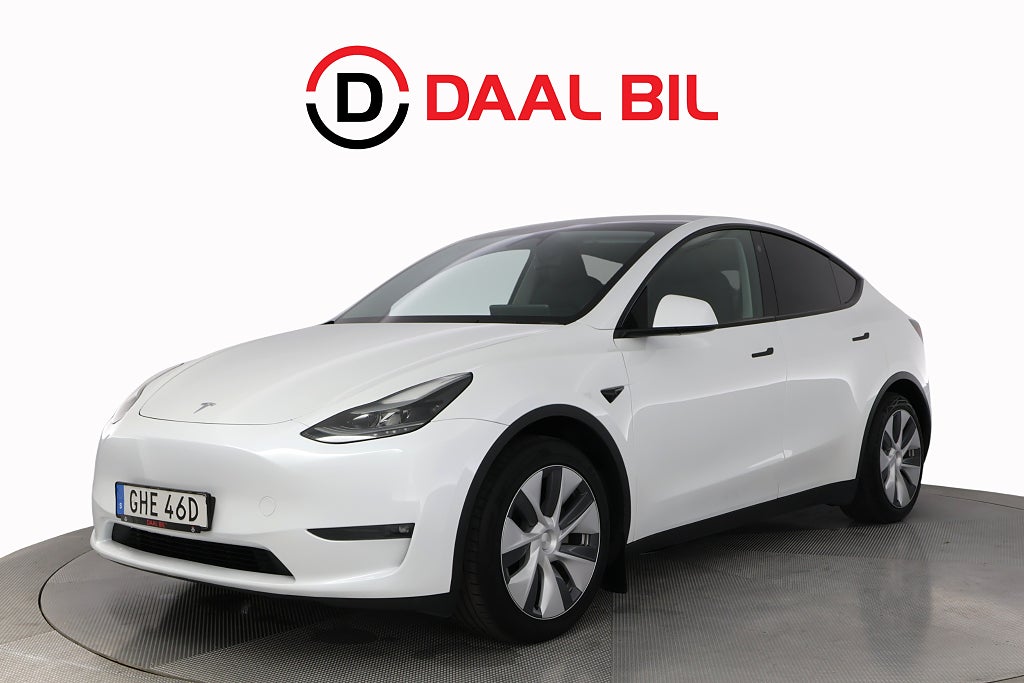 Tesla Model Y LONG RANGE AWD 514HK PREMIUM PANO DRAG VÄRMARE B-KAM