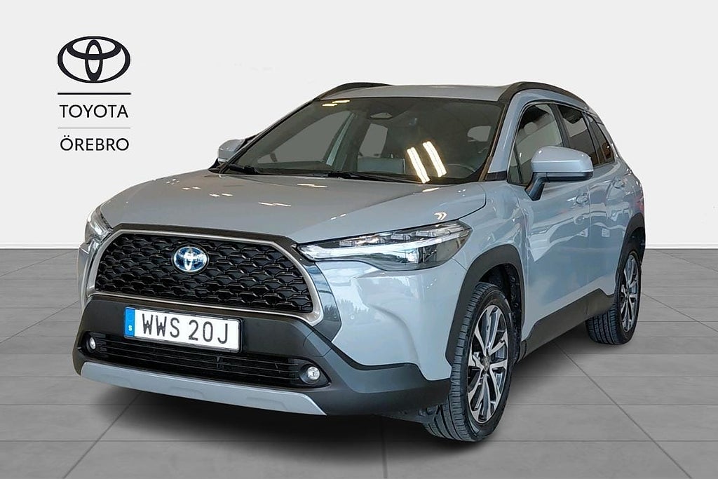 Toyota Corolla Cross 2.0 Hybrid Executive AWD-i JBL Vinterhjul
