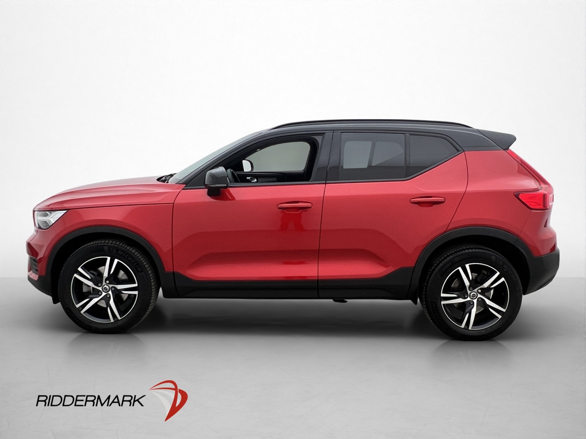 Volvo XC40 R-Design B4 197hk 2022, photo 3/10