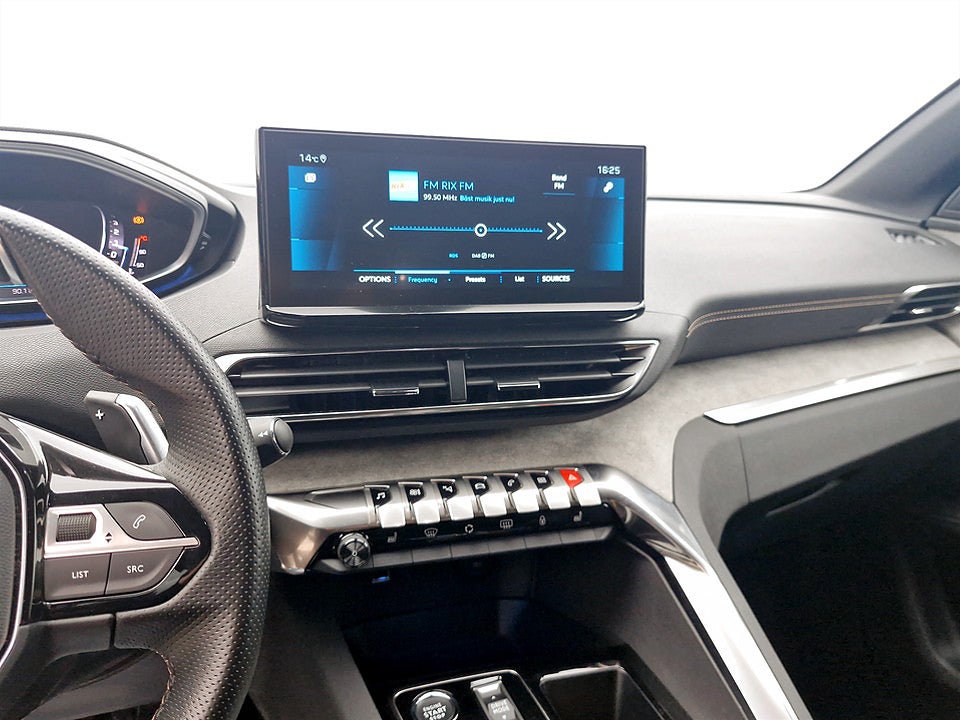 Bild på Peugeot 5008 GT 1.2 PT 130hk Aut 7-SITS B-KAMERA CARPLAY