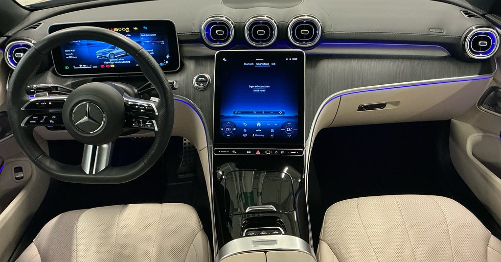 Mercedes-Benz CLE 300 4MATIC Cabriolet AMG Premium Läder Drag Burmester - bild 3