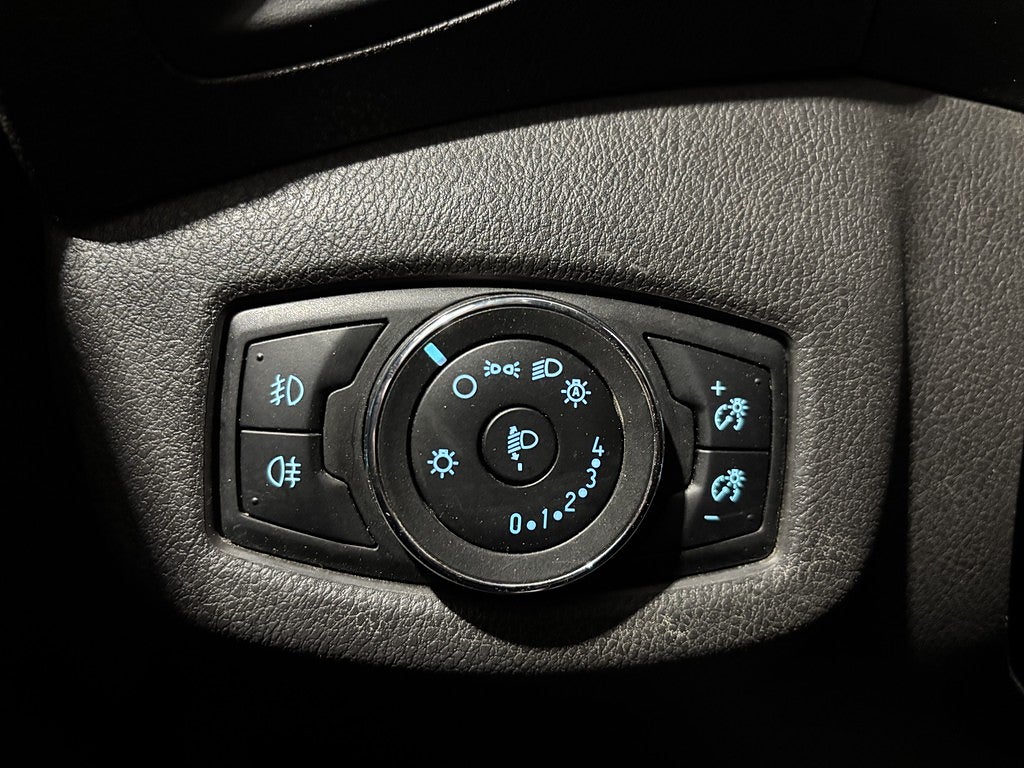 Ford Transit Connect Connect 220 1.5 TDCi Powershift BKam Drag Värm Moms NyB