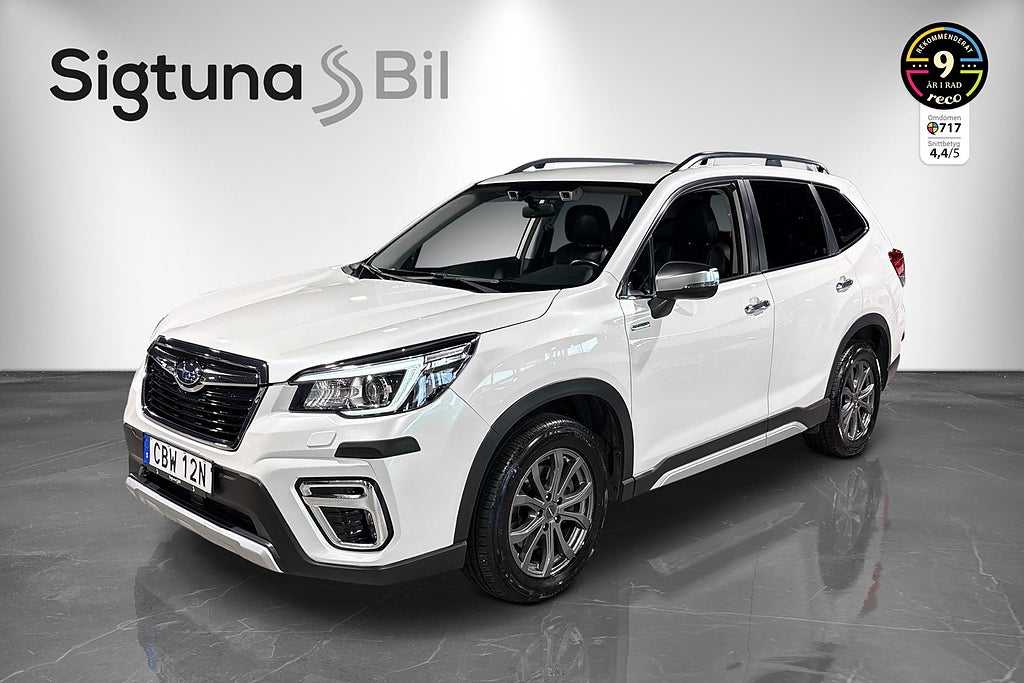 Subaru Forester e-Boxer Lineartronic Ridge/Dragkrok/Backkamera/Värmare