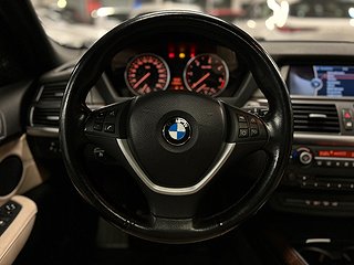 BMW X5 xDrive 40d Sport Värmare/Panorama/GPS/S&V-däck/Drag