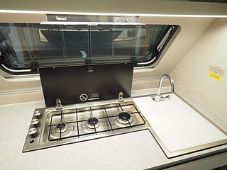 Husvagn, 1-axl Adria Adora 15 av 16