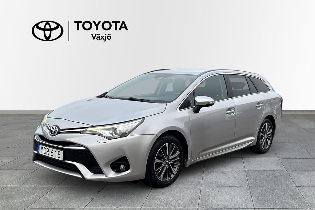 Toyota Avensis Kombi Active Plus Drag V-hjul