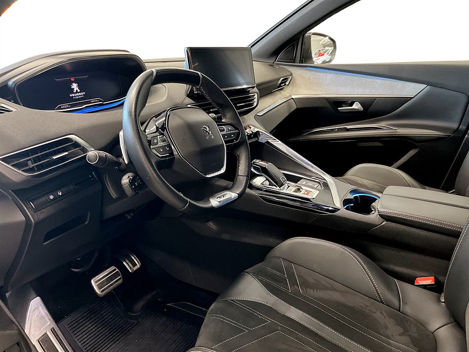 Bild på Peugeot 3008 GT 1.2 PT 130hk Aut - INK. TRYGGHETSPAKET