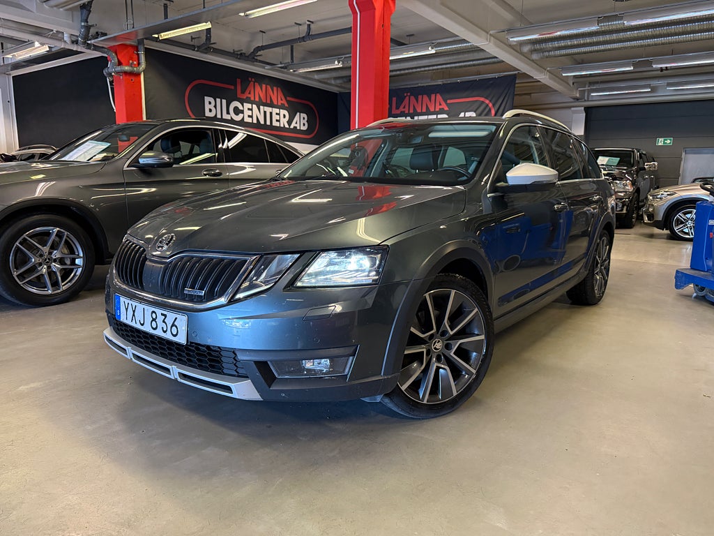 Skoda Octavia Scout 2.0 TDI 4x4 Premium Aut Drag Kamera PDC Värmare CANTON
