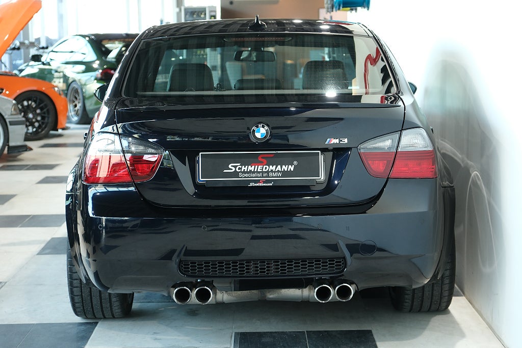 BMW M3 2008 - miniatyr 4