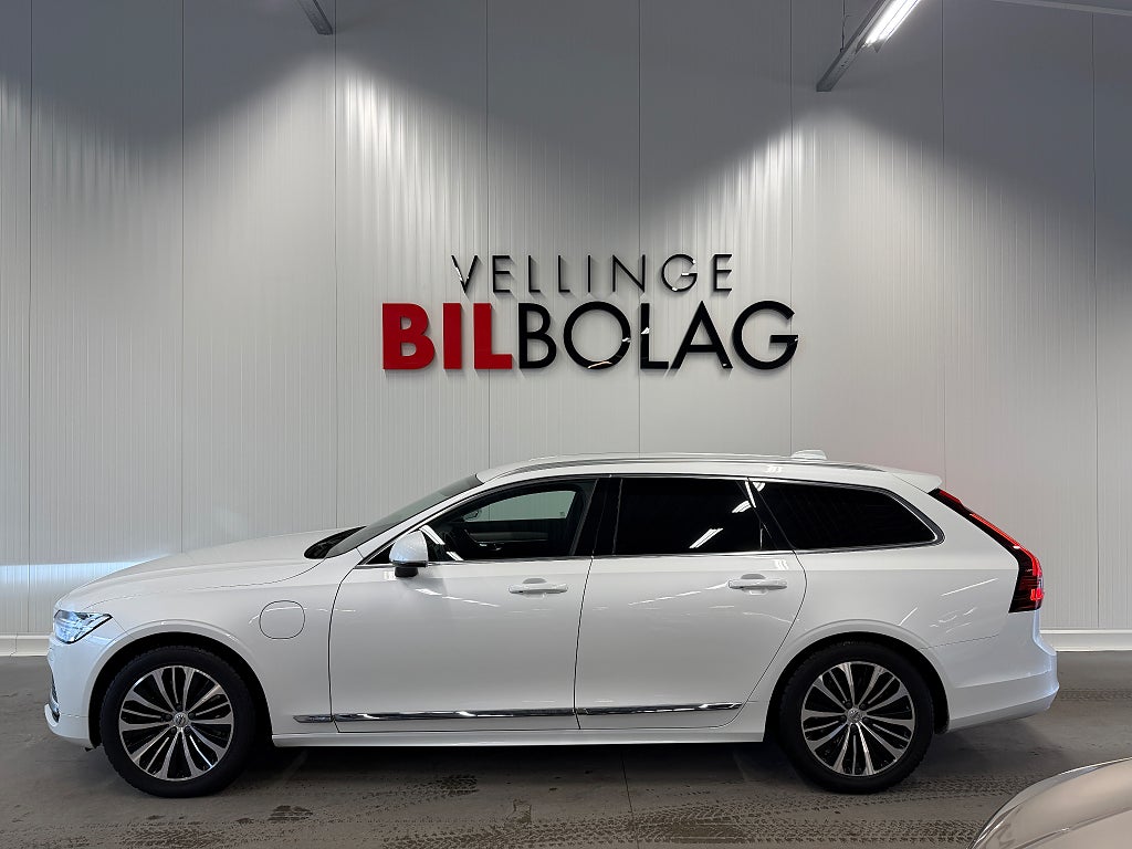 Volvo V90 Recharge T6 AWD Momentum B-Kamera Värmare