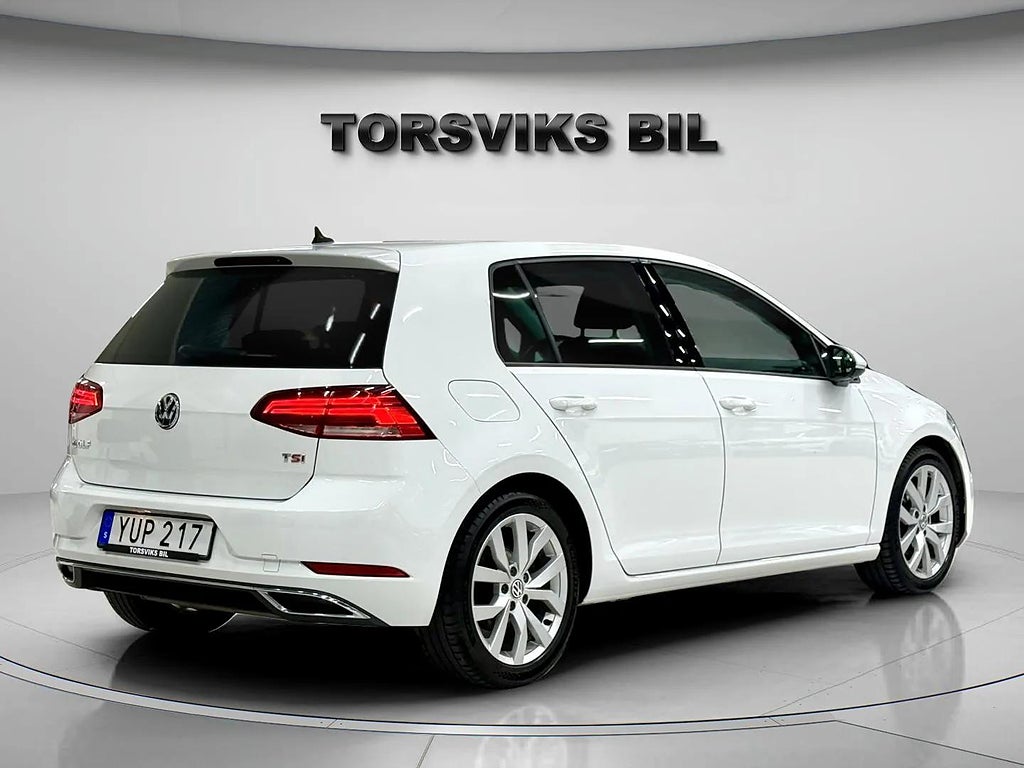 Volkswagen Golf I 5-dörrar 1.5 TSI 150hk GT Värmare B-Kamera Dynaudio - miniatyr 6
