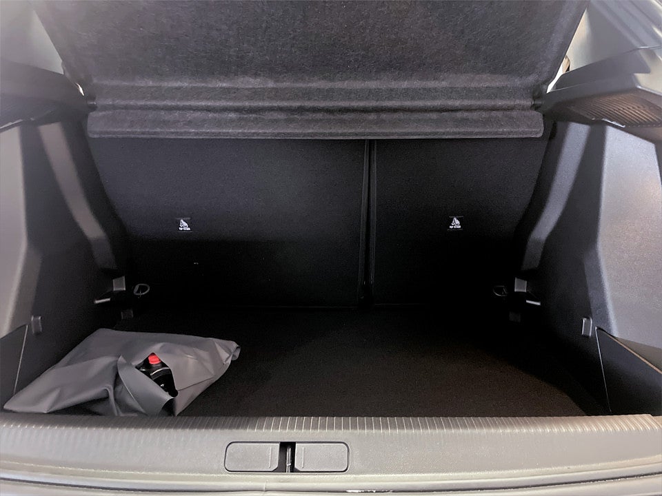 Bild på Peugeot 2008 Allure+ Hybrid Aut - DEMO
