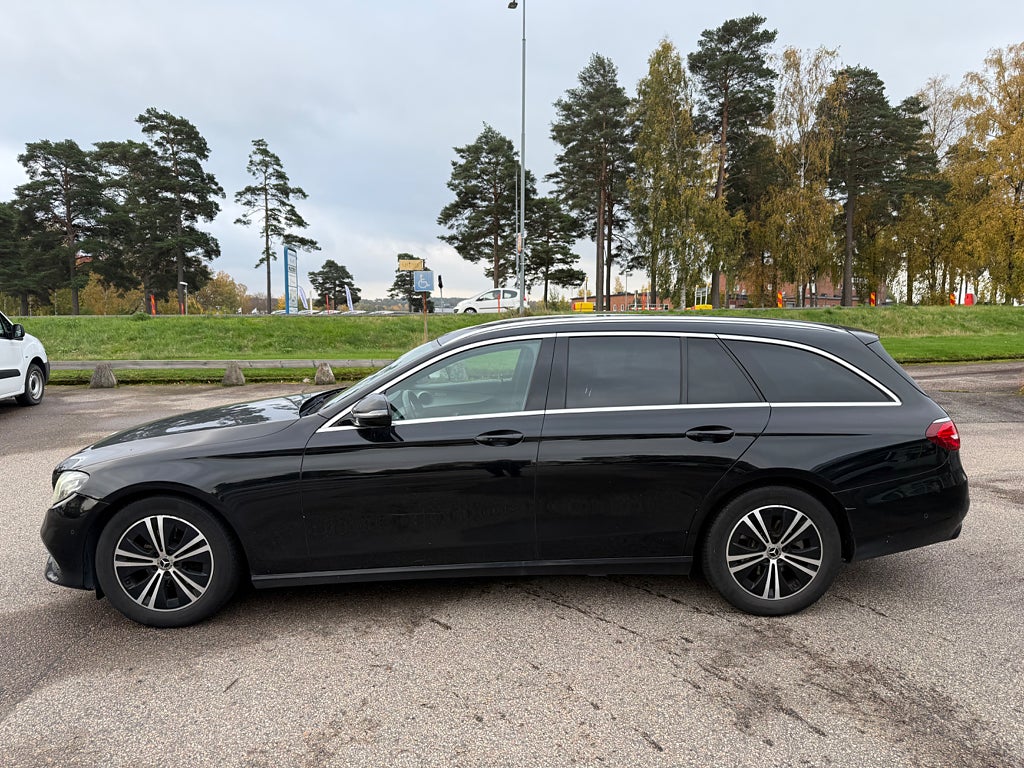 Mercedes-Benz E220 220 T d 2.0 CDI 9G-Tronic Avantgarde Skin Drag B-kamera