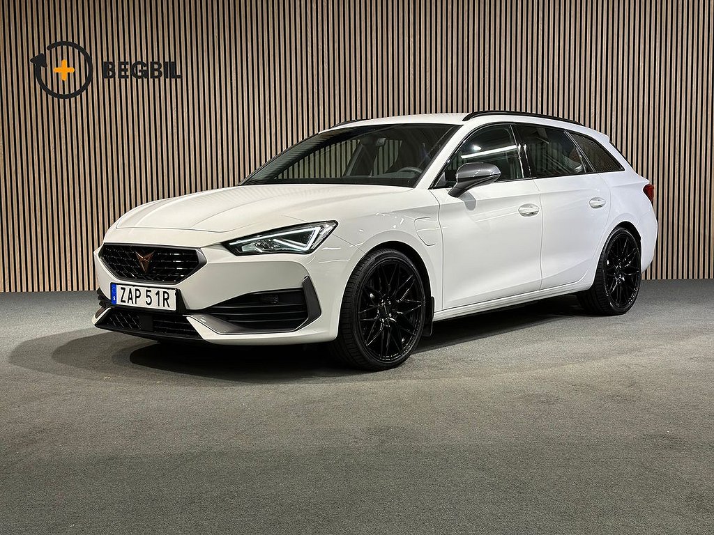 Cupra Leon Sportstourer e-Hybrid 245HK I GPS I Leasbar I Carplay I Nyservad