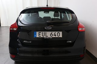 Halvkombi Ford Focus 4 av 17