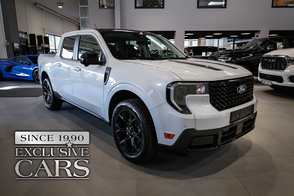 Ford Maverick Lariat HYBRID AWD SuperCrew BLACK PACKAGE