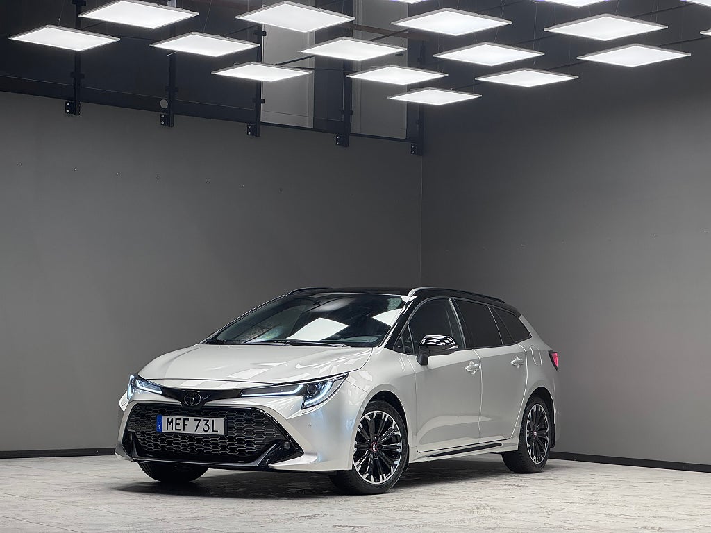 Toyota Corolla Touring Sports Hybrid GR Sport / Kamera / Rattvärme