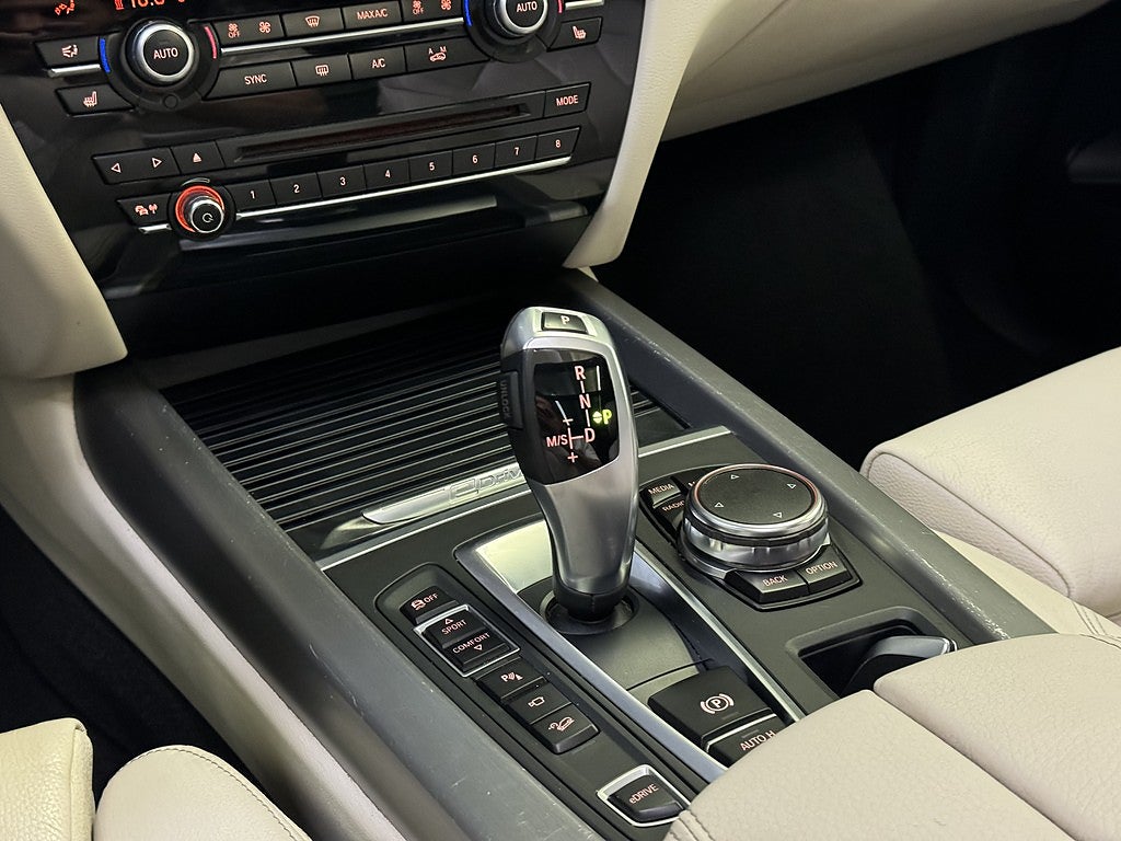 BMW X5 xDrive40e Steptronic MAX UTRUSTAD| PANO | B&O | VÄRMARE