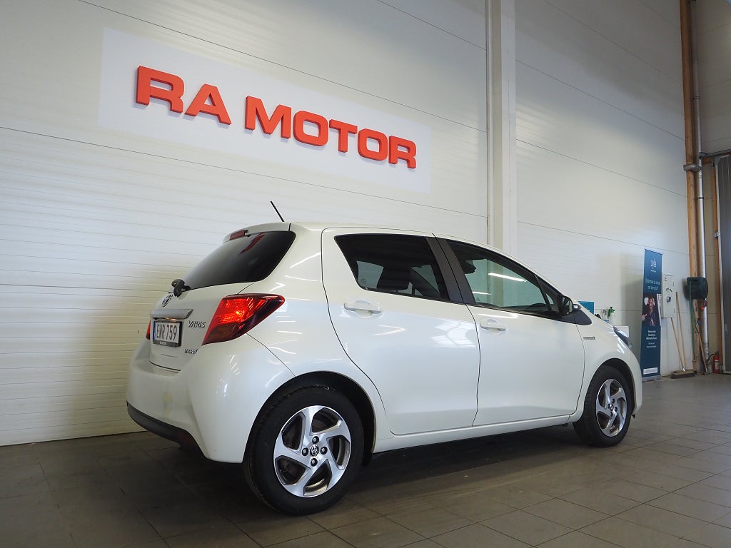 Toyota Yaris Hybrid e-CVT 101hk Edition Feel Backkamera