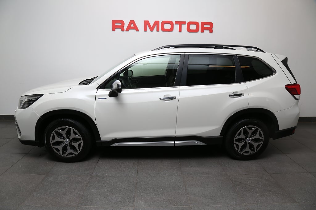 Subaru Forester 2,0i e-Boxer 150hk Ridge AWD Aut Skinn Drag Leasbar 2020